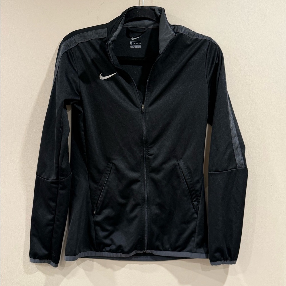 🔥Nike Women's Black Ligth Jacket Size XS EUC🔥